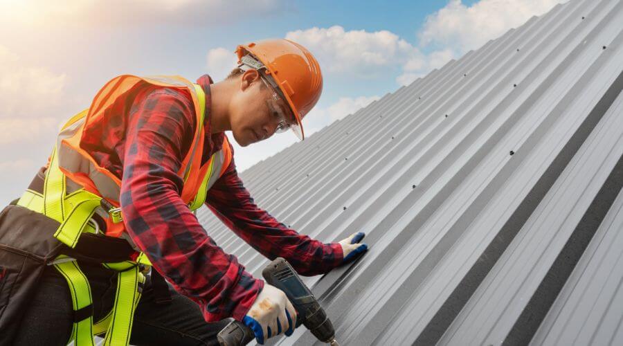 Professional Emergency Roof Repairs services in Breeden, WV